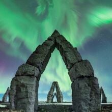 An aurora seemingly taking the form of a dragon.