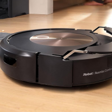 Roomba j9+