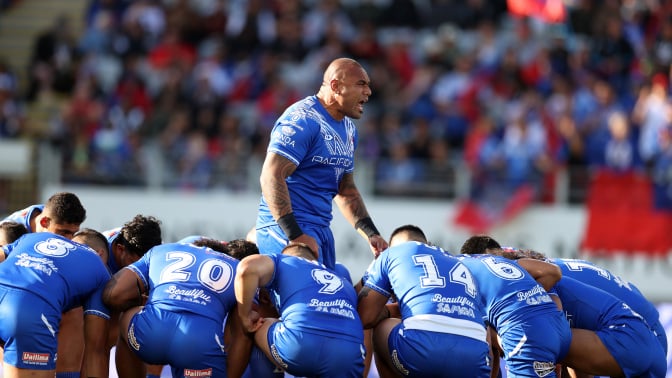 Samoa perform a challenge during the Mens Pacific Championships match between New Zealand Kiwis and Toa Samoa