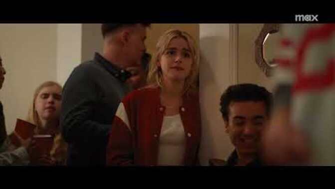 Kiernan Shipka in "Sweethearts."