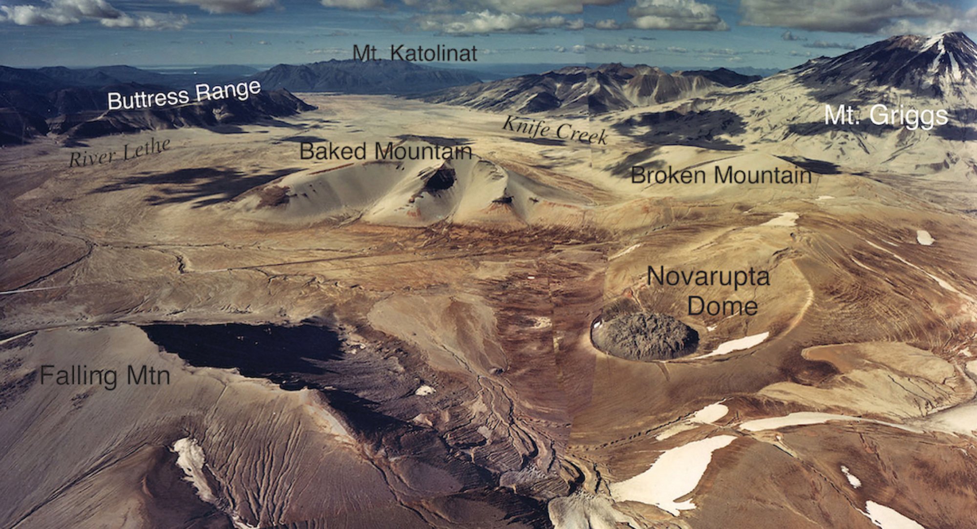 The ash-covered Valley of Ten Thousand Smokes, with the Novarupta lava dome labeled at center-right.